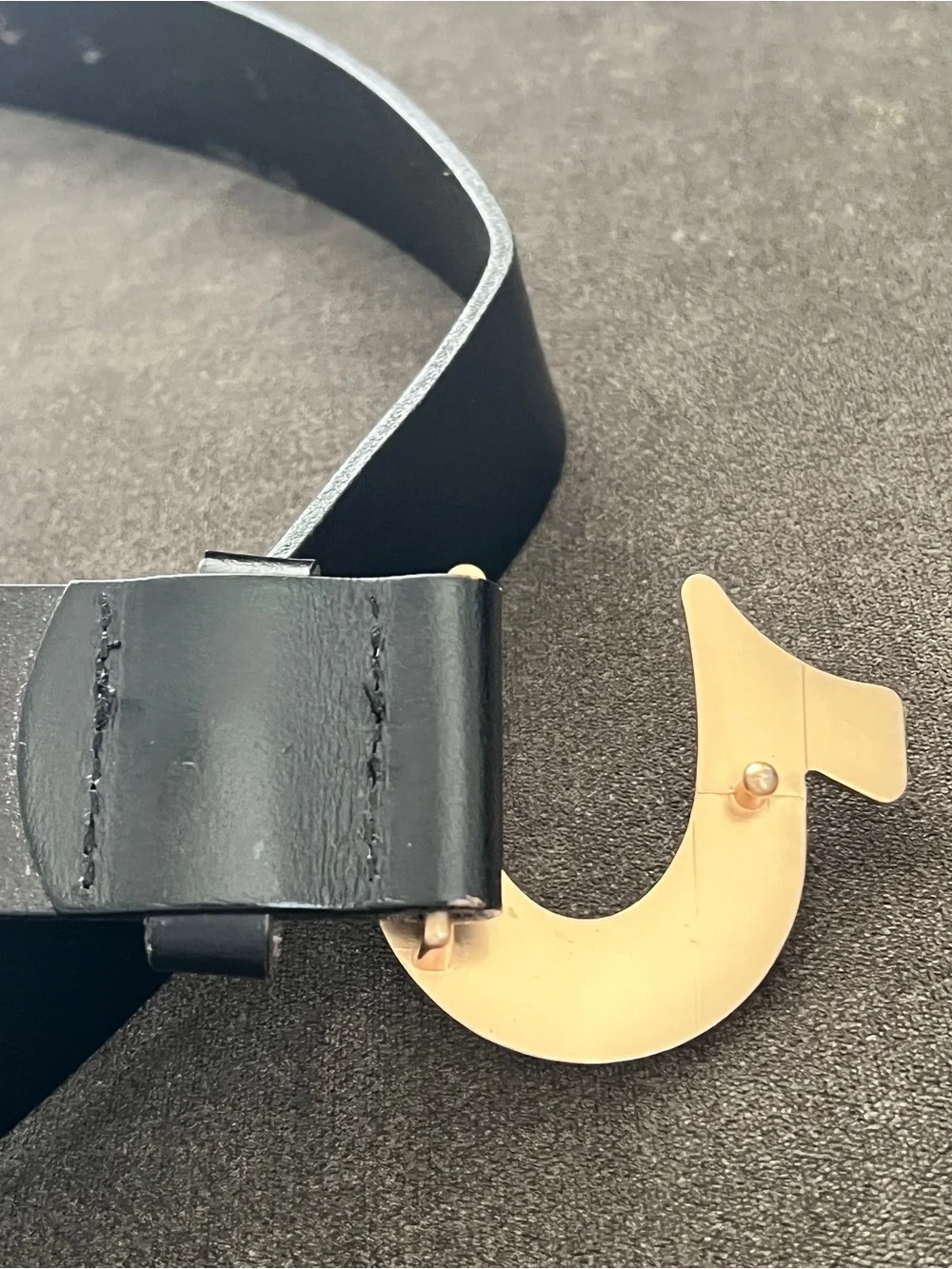 True Religion Men's Sage II Enamel Filled Horseshoe Belt Black/Gold, Size 32